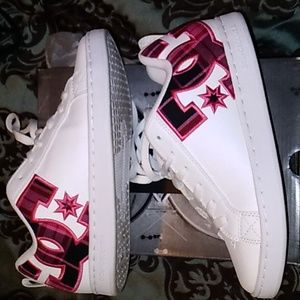 Dc shoes